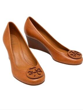 TORY BURCH SALLY TUMBLED LEATHER WEDGE PUMP